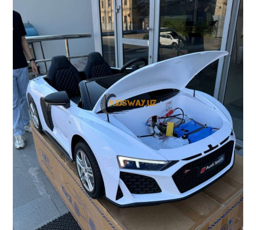 Детский электромобиль Audi R8